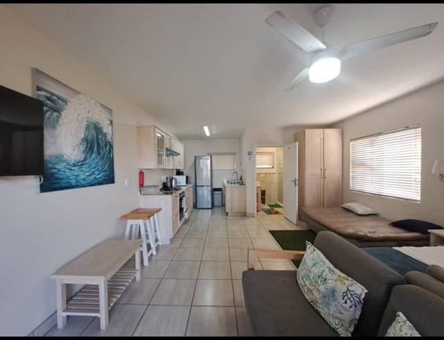 1 BEDROOM APARTMENT FOR SALE IN MELVILLE